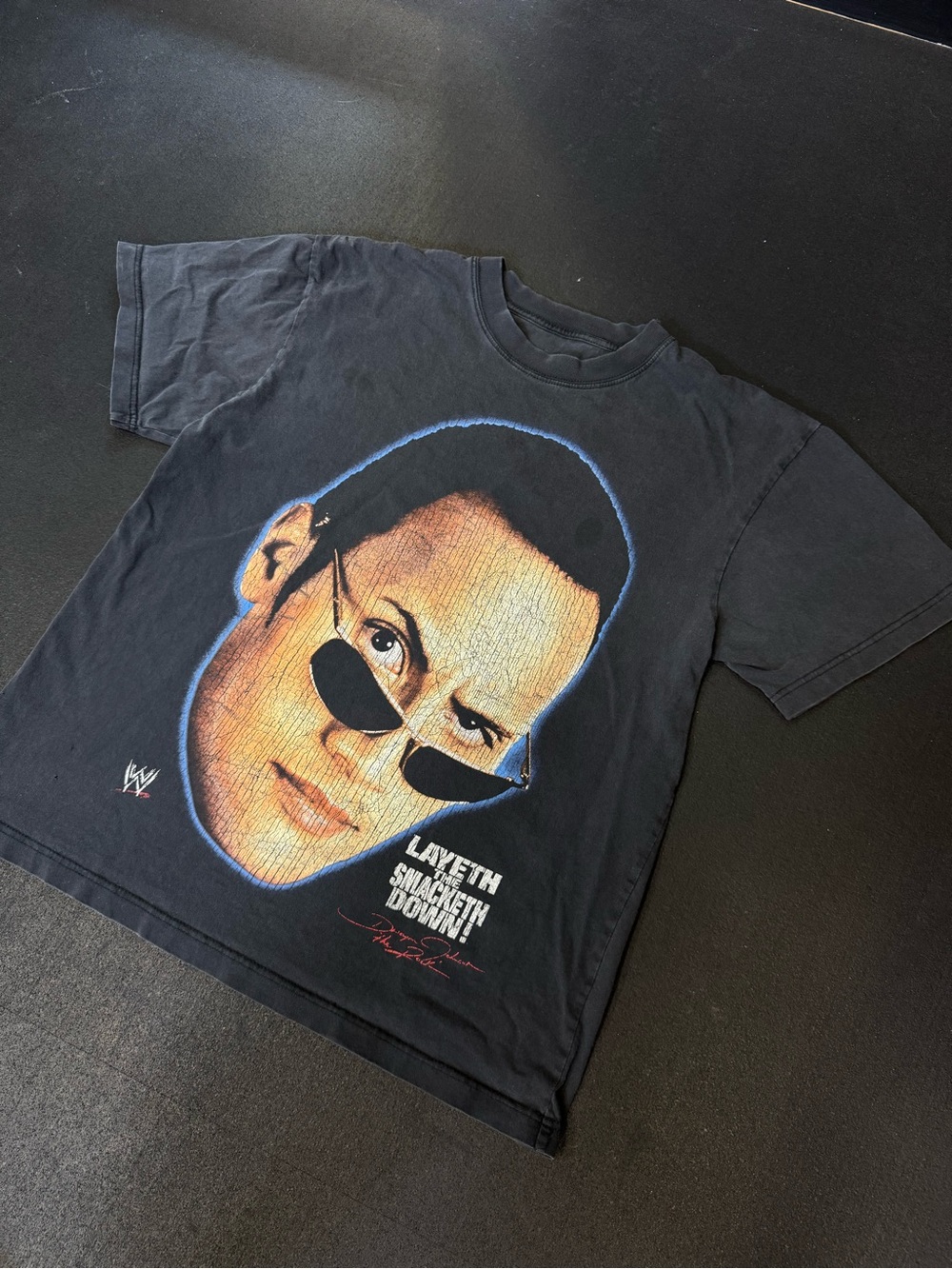 Mens WWE tshirt